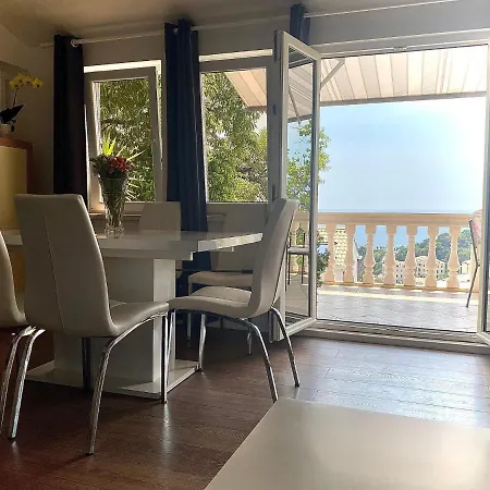 Noa Apartment