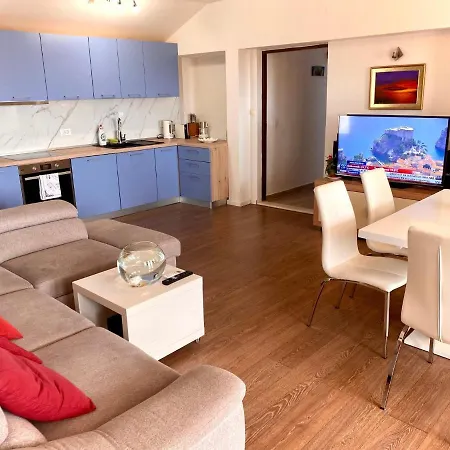 Noa Apartment